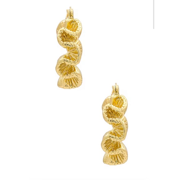 Gold Wave Hoop - Picture 6 of 6